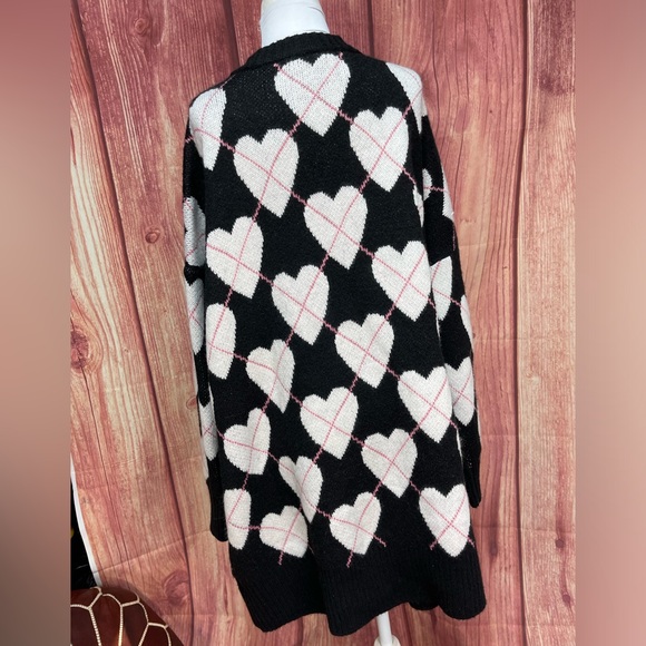 Torrid vegan cashmere oversized long sleeve V-neck heart cardigan sweater 3X - Picture 9 of 17